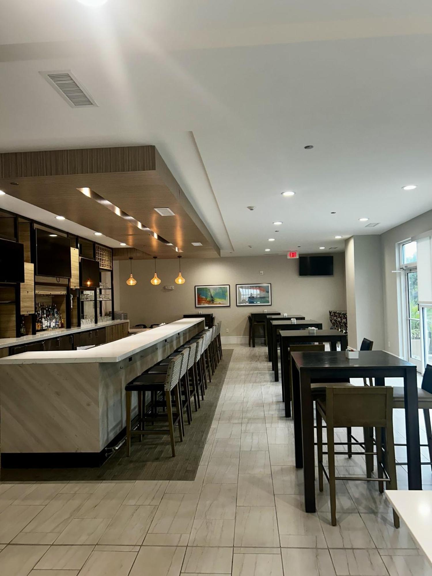 Hilton Garden Inn Biloxi Exterior photo