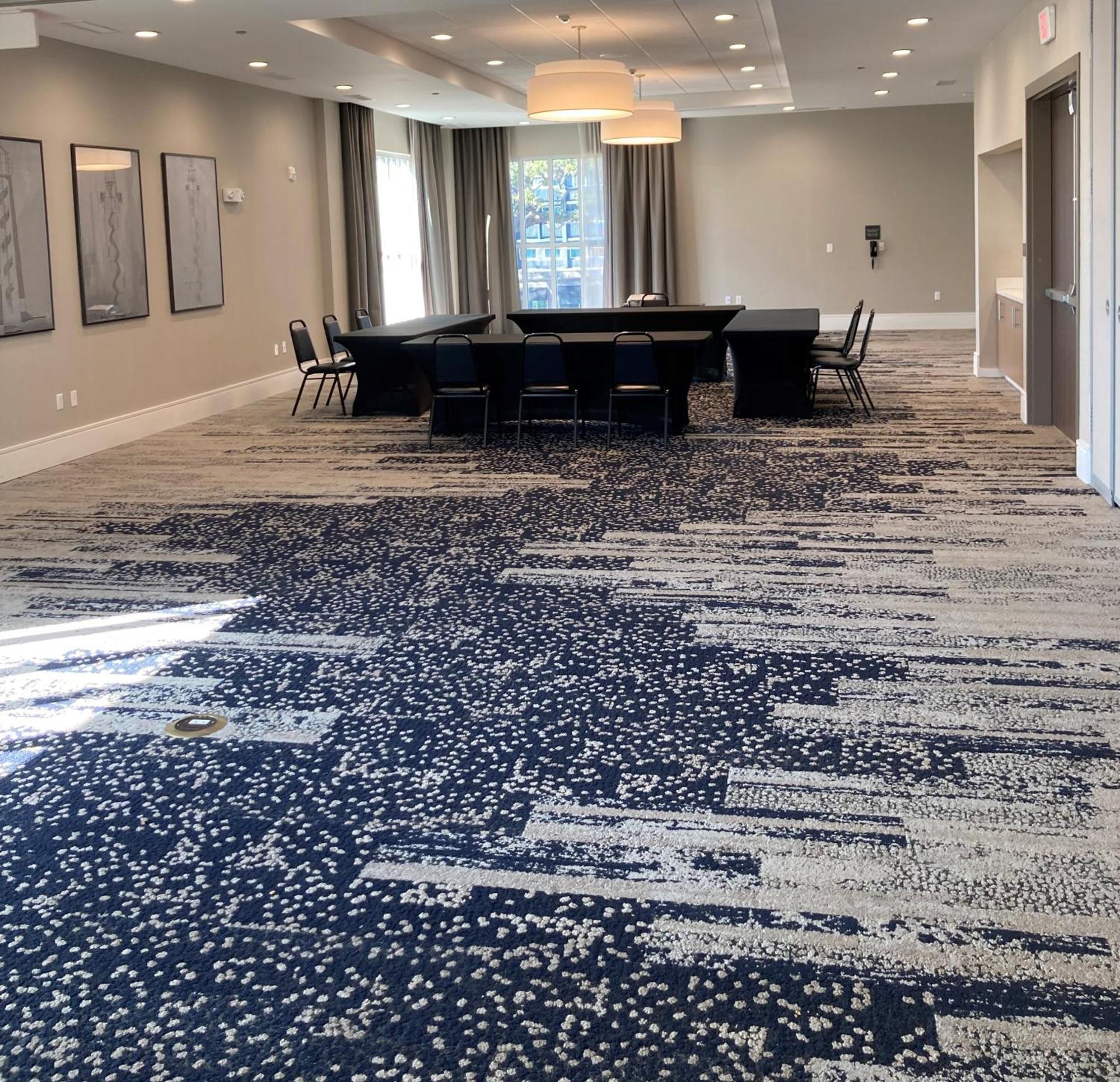 Hilton Garden Inn Biloxi Exterior photo